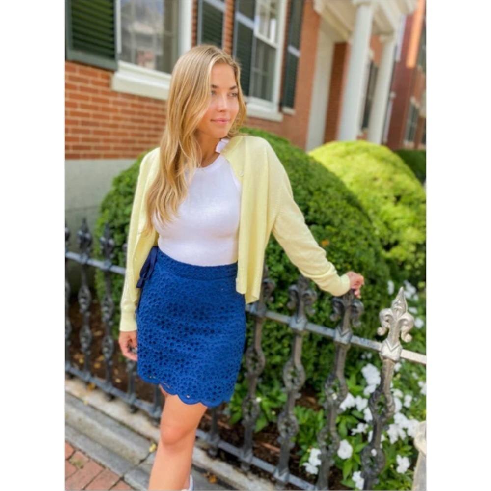 Cartolina Nantucket The Emma Navy Blue Eyelet Floral Skirt - Picture 13 of 14